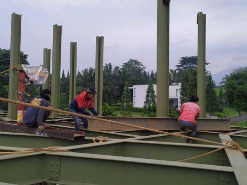 06a32ff5-9ec0-41a5-aa1f-5b4b093dbbc0